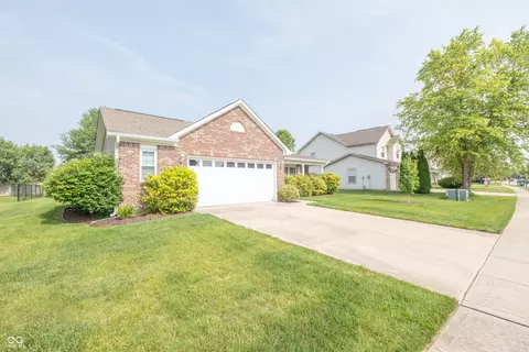 Exterior - 2402 Foxtail Dr, Plainfield, IN 46168 photo 7 of 7