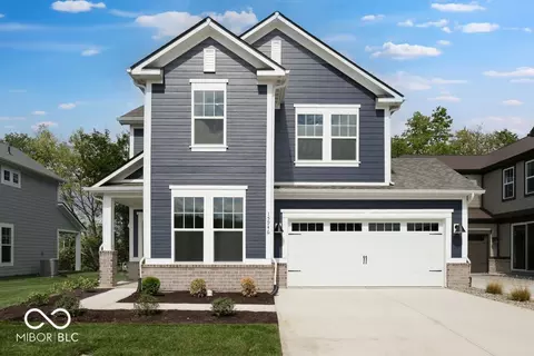 15946 Meadow Frost Ct, Fishers, IN 46037