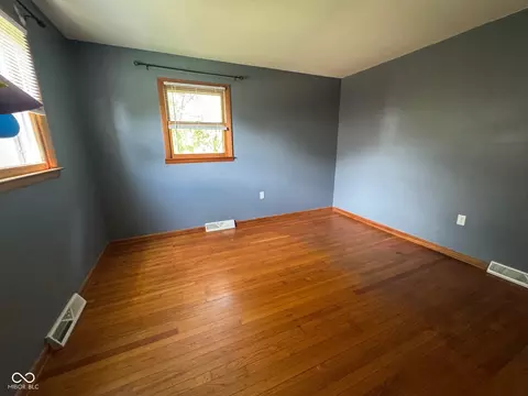 8424 E Mulberry St, Columbus, IN 47203 photo 18