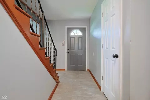 8424 E Mulberry St, Columbus, IN 47203 photo 6