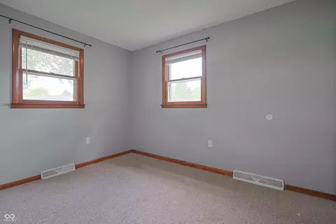 8424 E Mulberry St, Columbus, IN 47203 photo 20