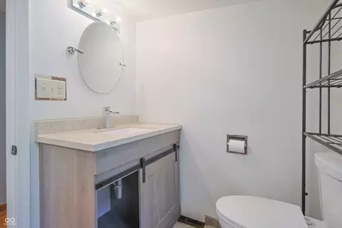 8424 E Mulberry St, Columbus, IN 47203 photo 27