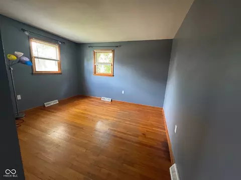 8424 E Mulberry St, Columbus, IN 47203 photo 19