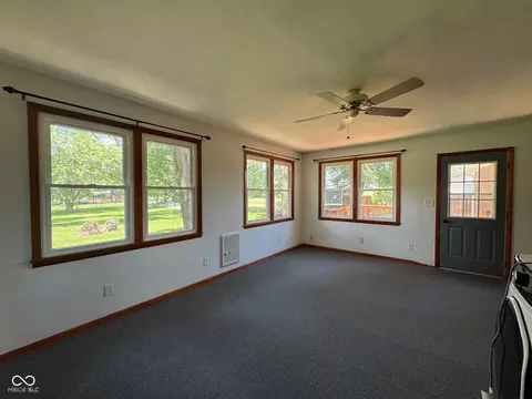 8424 E Mulberry St, Columbus, IN 47203 photo 12