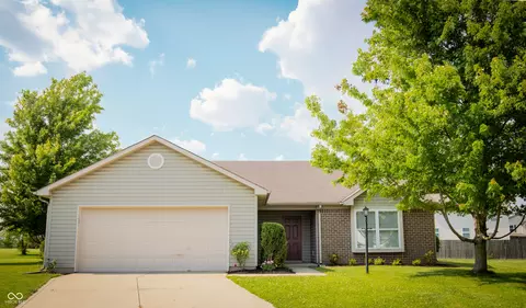 4114 Dunedin Ct, Noblesville, IN 46062