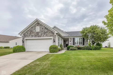 12880 Oxbridge Pl, Fishers, IN 46037