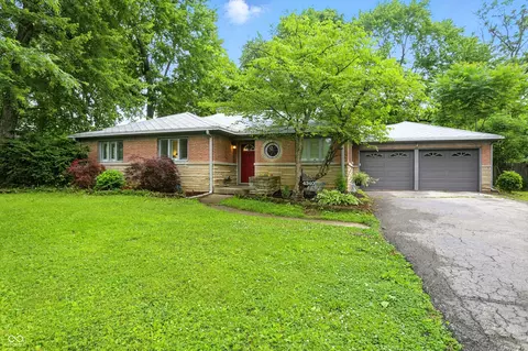 4340 Ashbourne Ln, Indianapolis, IN 46226