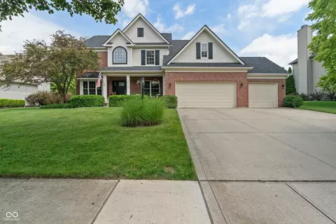 8904 Carnation Dr, Noblesville, IN 46060