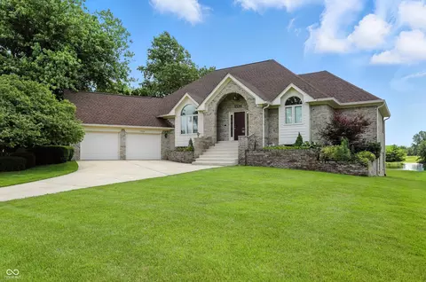 1326 Pebble Brook Dr, Noblesville, IN 46062