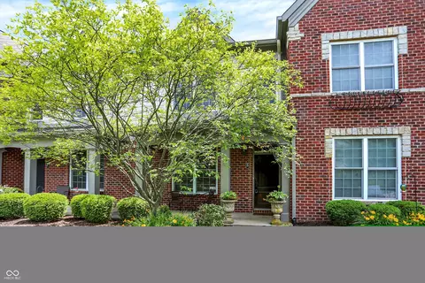 6691 Beekman Pl, Zionsville, IN 46077