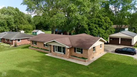 771 Doran Ave, Shelbyville, IN 46176