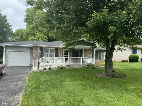 115 Flintwood Dr W, North Vernon, IN 47265