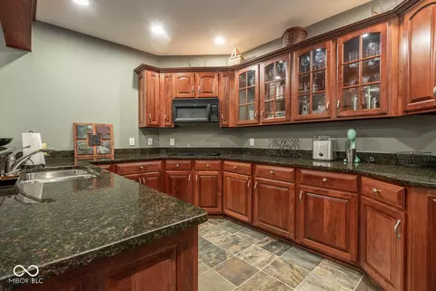 Kitchen - 3104 E Chase Ln E, Bloomington, IN 47401 photo 7 of 9