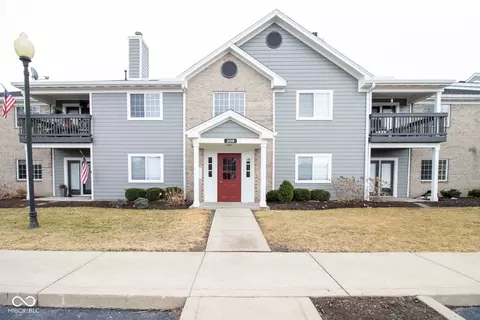 209 Faulkner Ct #102, Carmel, IN 46032