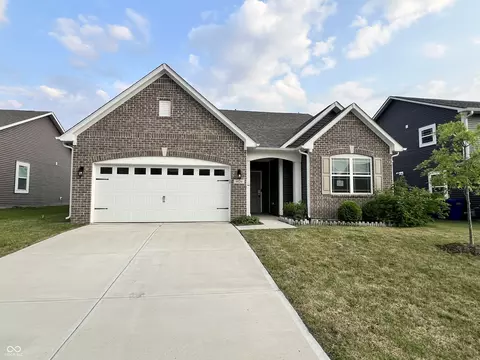 6729 Birmingham Ave, Mccordsville, IN 46055