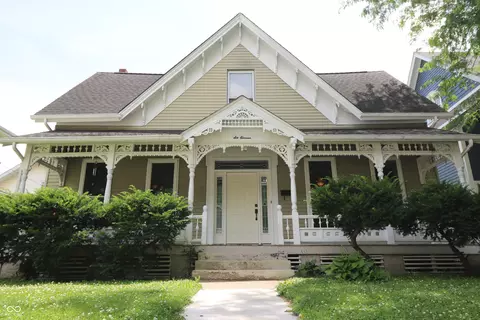 611 E Wabash Ave, Crawfordsville, IN 47933