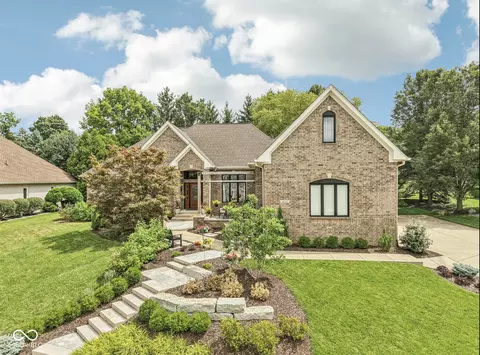 10707 Burning Ridge Ln, Fishers, IN 46037
