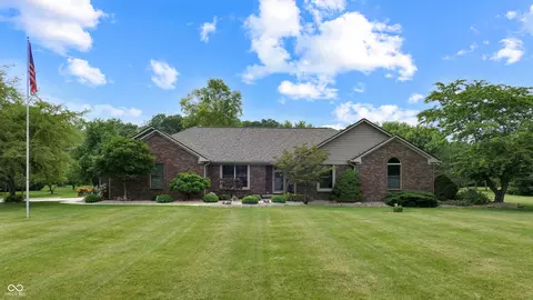 8818 Mathews Rd, Indianapolis, IN 46259