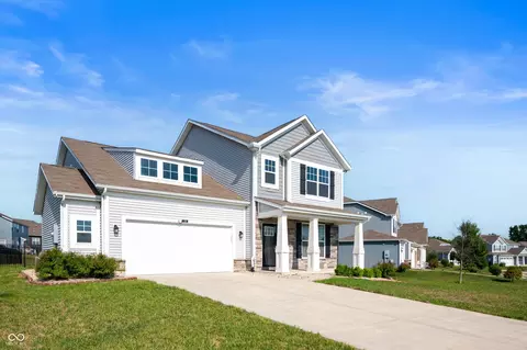 1328 Plover Dr, Greenwood, IN 46143