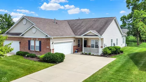 1163 Meadowlark Dr, Greenwood, IN 46143