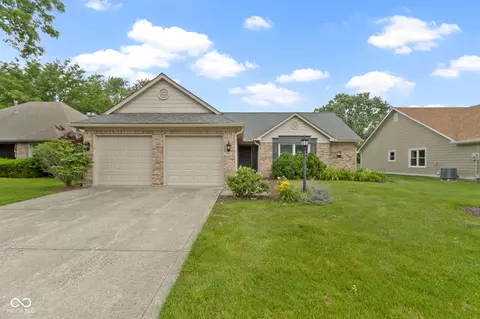 786 Woodview North Dr, Carmel, IN 46032