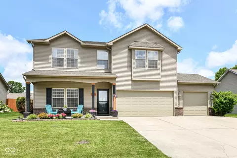 2020 Treving Dr, Cicero, IN 46034