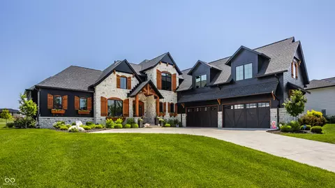 3675 Dartmoor Way, Zionsville, IN 46077