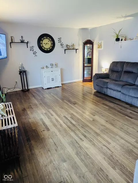 Living - 1207 E Main St, Centerville, IN 47330 photo 1 of 2