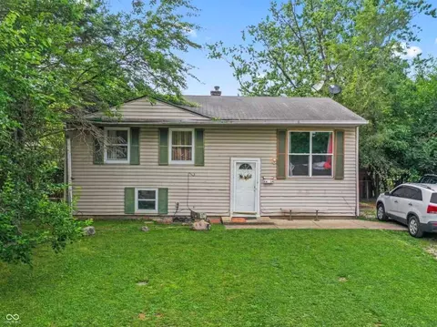 5614 Regency Dr, Indianapolis, IN 46224