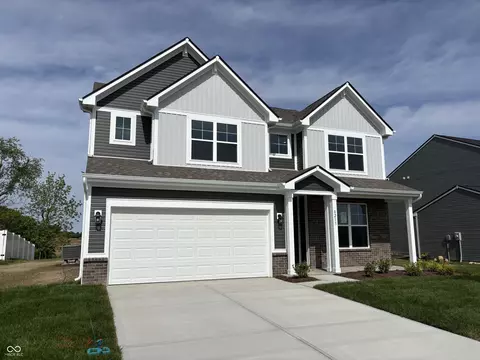 8213 Bearberry Ln, Pendleton, IN 46064