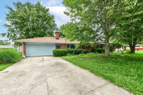 3636 Oakwood Dr, Anderson, IN 46011