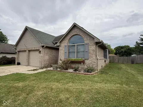 3327 Boxwood Dr, Indianapolis, IN 46227