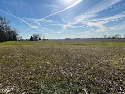 7245 N St Road 9, Shelbyville, IN 46176