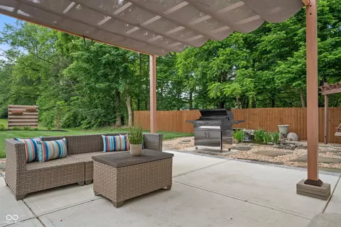 11763 Igneous Dr, Fishers, IN 46038 photo 34