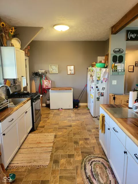 1121 5th St, Covington, IN 47932 photo 9
