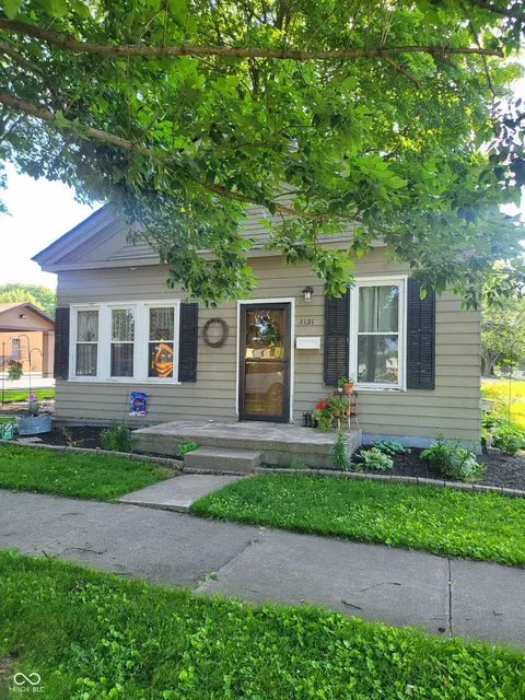 1121 5th St, Covington, IN 47932