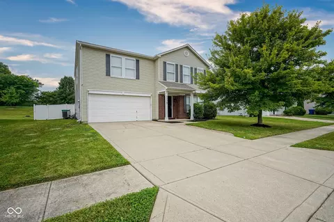9775 Big Bend Dr, Indianapolis, IN 46234