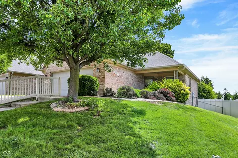 177 Jacinta Pl, Bargersville, IN 46106