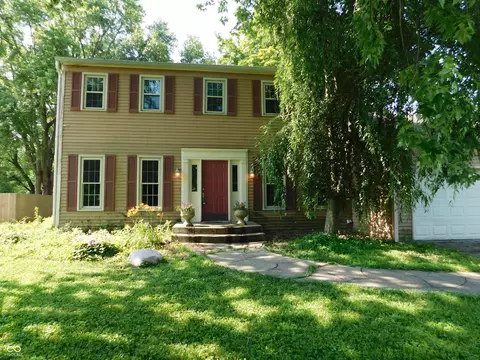 8425 E 82nd St E, Indianapolis, IN 46256