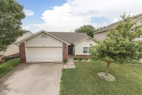 11117 Waterfield Pl, Indianapolis, IN 46235