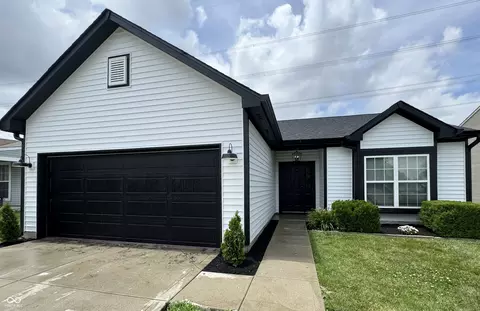 4726 Deacon Ln, Indianapolis, IN 46237