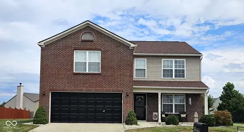 2231 Abbey St, Brownsburg, IN 46112