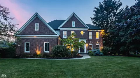 15920 Oak Park Ct, Westfield, IN 46074