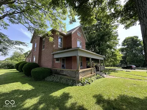 8220 College Corner Rd, Centerville, IN 47330 photo 2