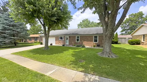 408 Ottawa Dr, Indianapolis, IN 46217