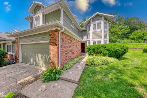 8178 Foxchase Cir, Indianapolis, IN 46256