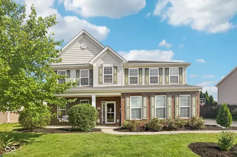 6622 W Dickens Xing, Mccordsville, IN 46055