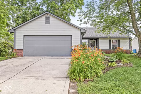 1540 Brook Pointe Dr, Indianapolis, IN 46234