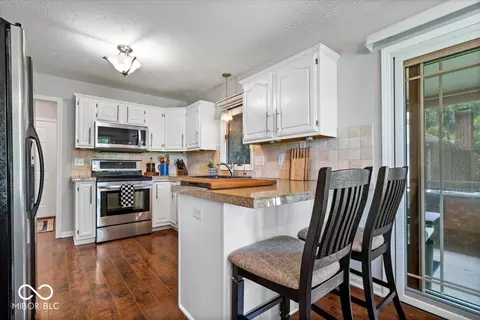 Kitchen - 770 Viewpoint Dr, Plainfield, IN 46168 photo 1 of 4
