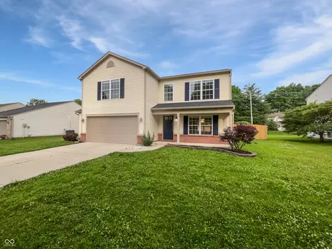 770 Tulip Ln, Greenwood, IN 46143